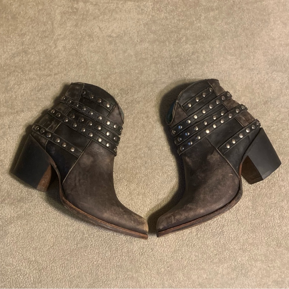 Carral Distressed Leather Boots Womens Size 7.5 M Black Brown